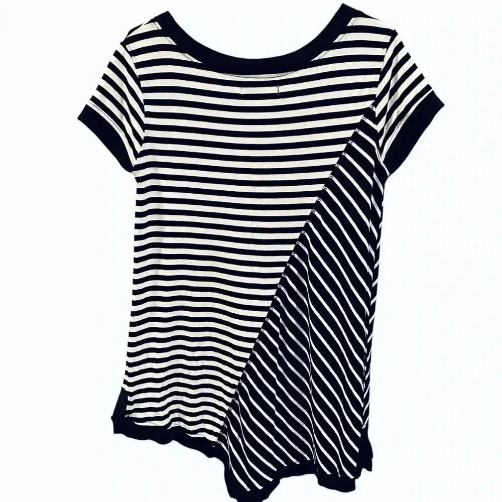 Keren Hart black and white striped asymmetrical shirt size M - Picture 2 of 6